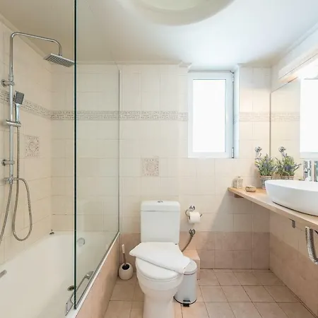 Luxury And Spacious For 8 Guests New Features April 2025 Apartament *